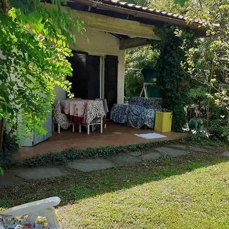 Casa Charming Immersa Nel Feriehus Forte dei Marmi